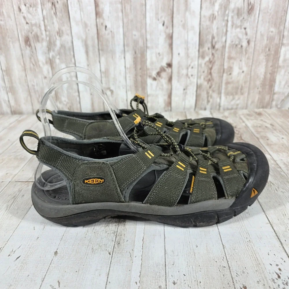 Keen Newport H2 Mens 11 Olive Green Waterproof Hiking Sport Sandals 1001925